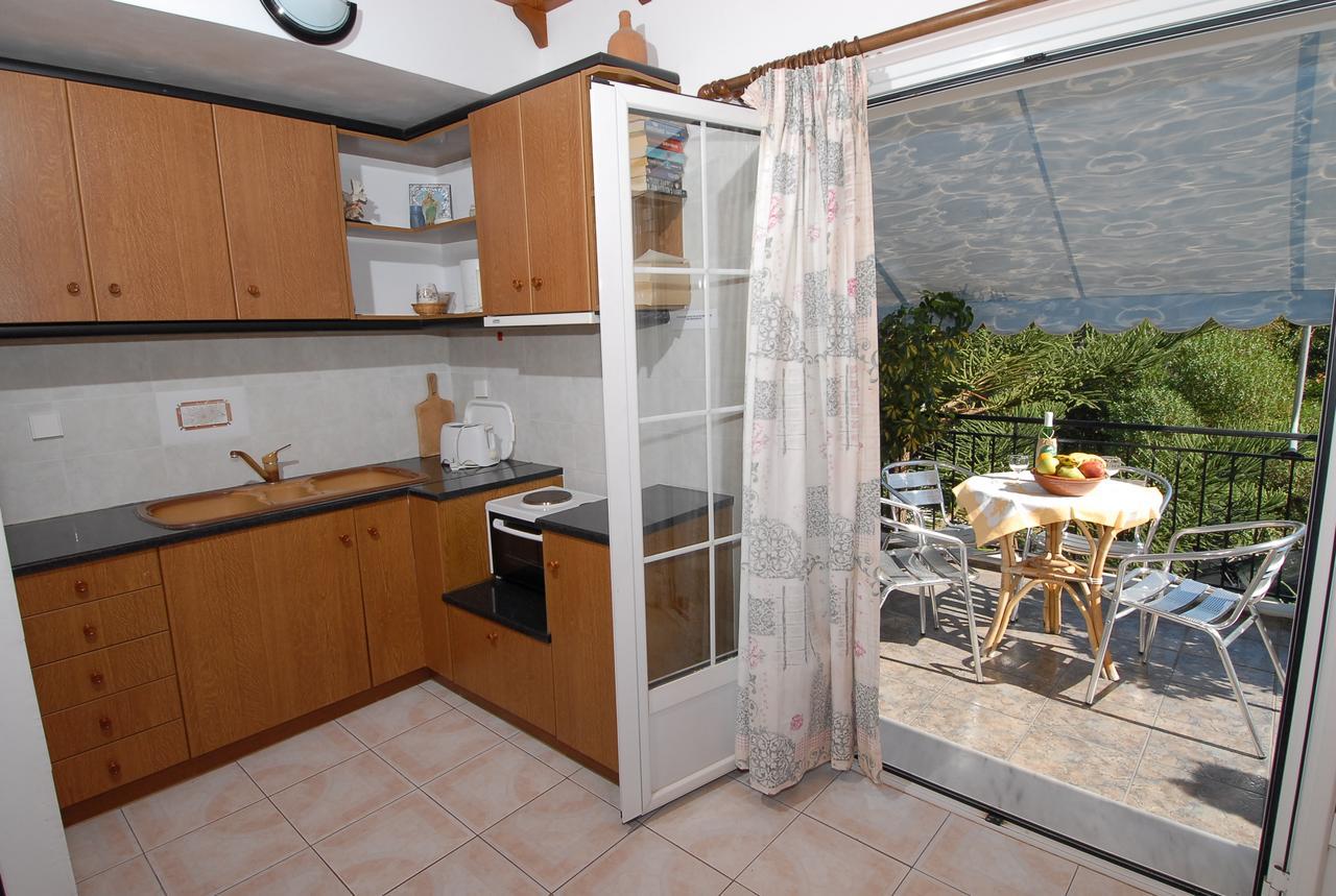 Starvillas Apartments And Studios Agia Efimia Exterior photo